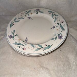 Pfaltzgraff Retired April Dinner Plates Set of 4
